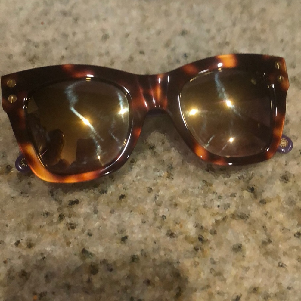 Henri Bendel Penelope